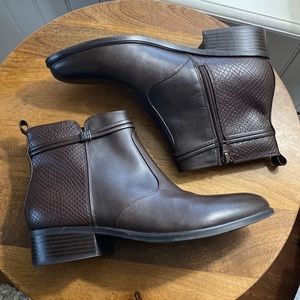 Bandolino Brown Ankle Booties NWOB size 8 1/2M